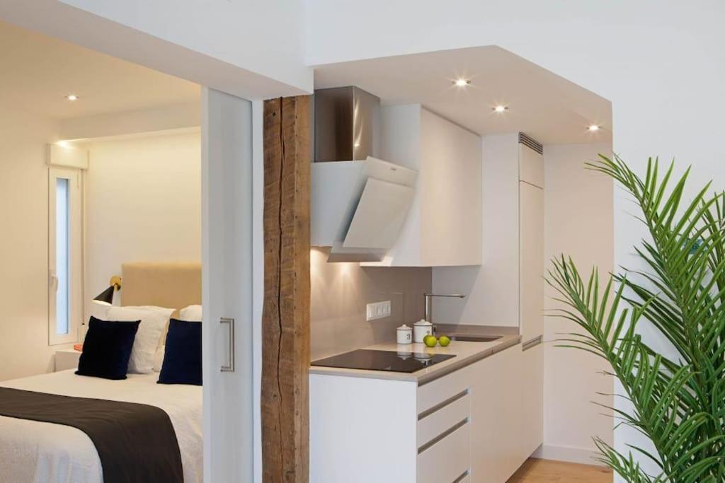 Luminoso Apartamento Con Terraza En Sol Apartment Мадрид Екстериор снимка
